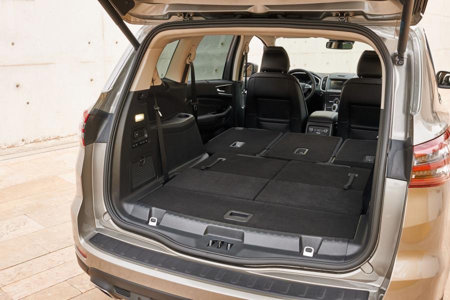  Ford S-Max 2015 года  (фото 15 из 30)